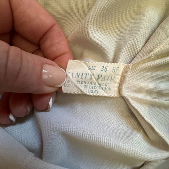 Vanity Fair Vtg White Full Slip Dress 36 Nylon‎ Babydoll Empire Waist Coquette - Picture 4 of 6